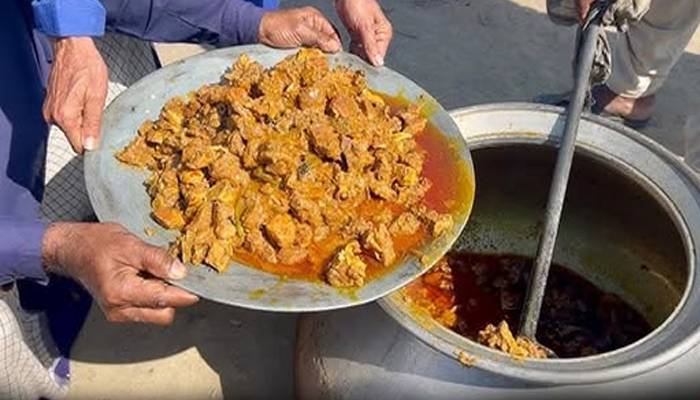 مجھے ولیمے پرکیوں نہیں بلایا؟ پڑوسی نے میزبان کا سرپھاڑ دیا