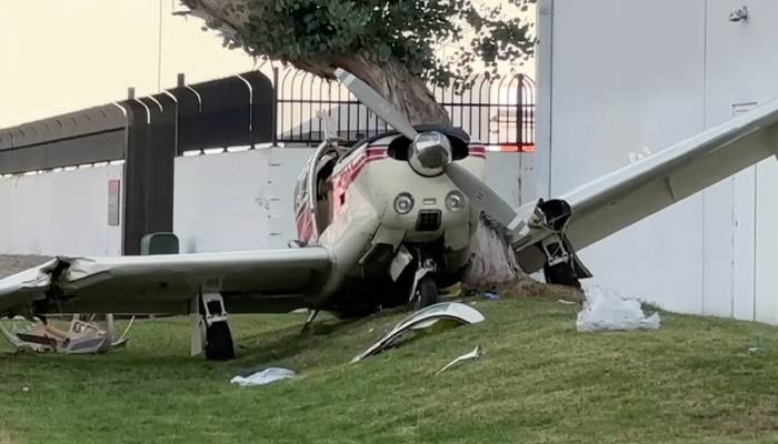 2 killed in small plane crash in calafornia