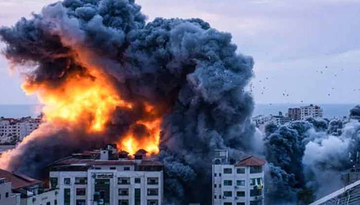اسرائیل کا جنگی جنون،غزہ کی پٹی پر فضائی حملے،2صحافی،100سے زائد فلسطینی شہید