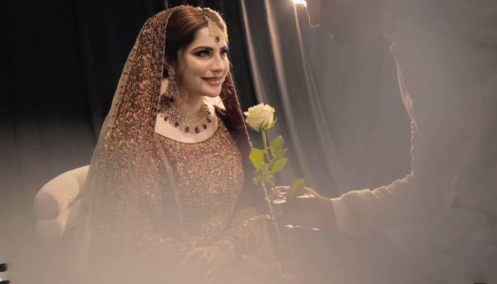 نیلم منیر کی شادی کی ایک اور نئی ویڈیو سامنے آگئی