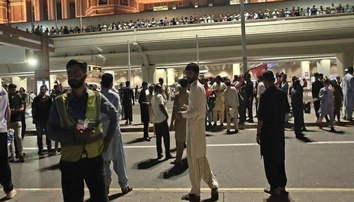 لاہور ایئرپورٹ کی سکیورٹی اچانک سخت کر دی گئی، بڑی وجہ سامنے آگئی