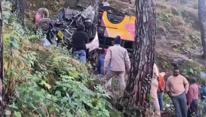6 killed in road accident