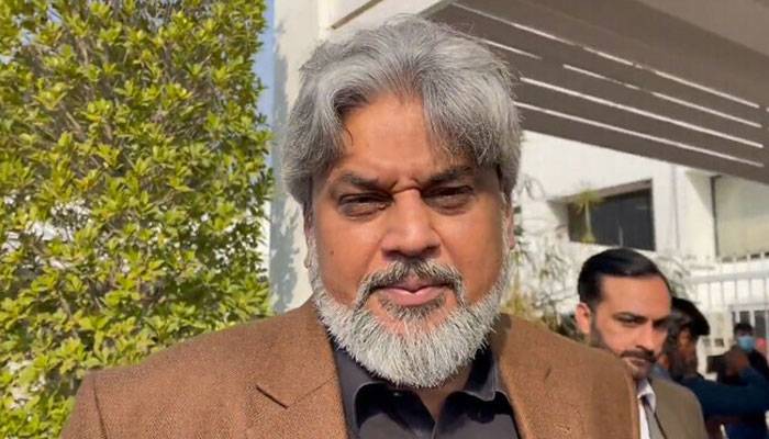 حکومت مذاکرات سے بھاگ رہی ہے، حامد رضا