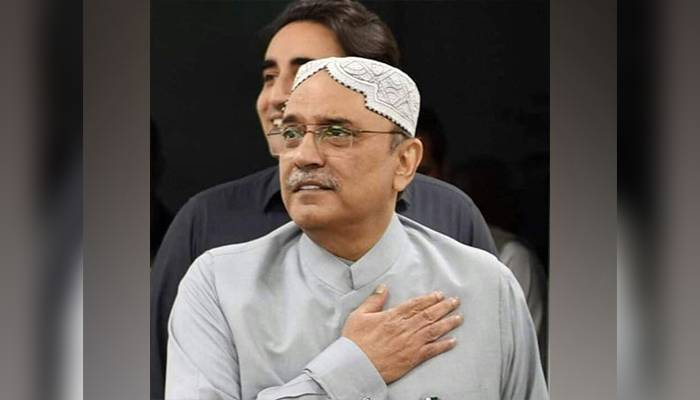 zardari is authori\ed to accept mercy petition of imran