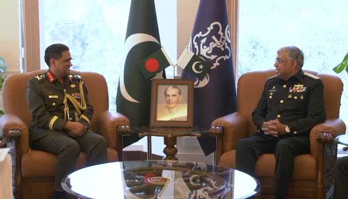 پاک بحریہ کے سربراہ ایڈمرل نوید اشرف سے بنگلہ دیش کے پرنسپل اسٹاف افسر کی ملاقات