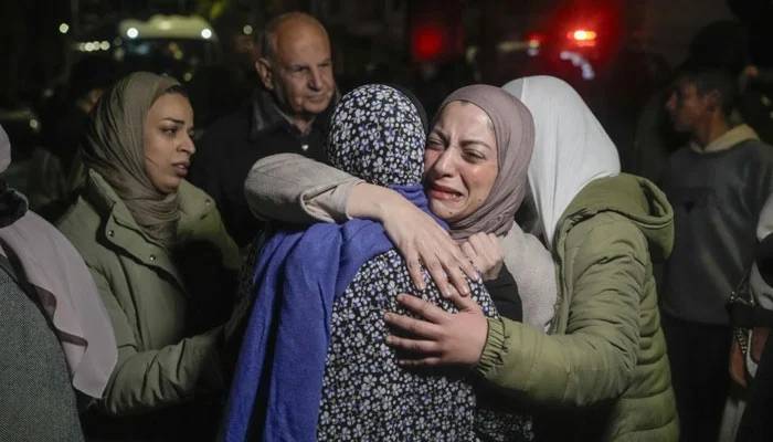 جنگ بندی معاہدے کے بعد اسرائیلی جیل سے 90فلسطینی قیدی رہا