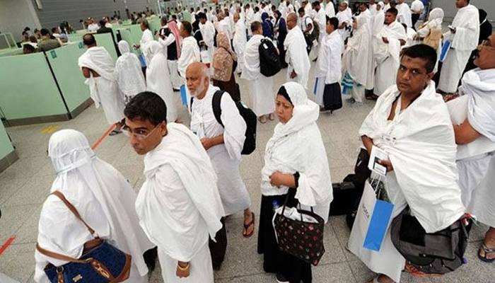 حج اخراجات میں نمایاں کمی،عازمین حج کوزیادہ سہولیات کی فراہمی