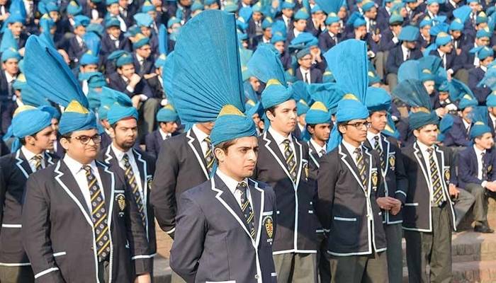 واٹرایمرجنسی کانفاذ،ایچی سن کالج کےطلباء بسوں پرسکول آئیں گے،عدالت 