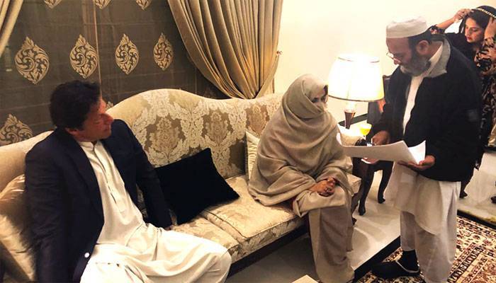 عمران خان،بشریٰ بی بی کےخلاف عدت نکاح کیس میں اہم پیشرفت،بڑی خبرآگئی