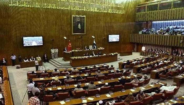 سینیٹ سےپیکا ایکٹ ترمیمی بل منظور،صحافیوں کاواک آؤٹ