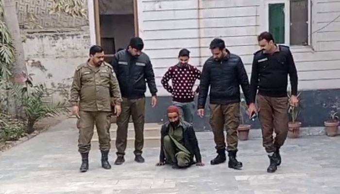 لڑکی والوں نے کہا لڑکا بھیک مانگتا ہوا تو رشتہ دینگے، گرفتار بھکاری کی عجیب منطق