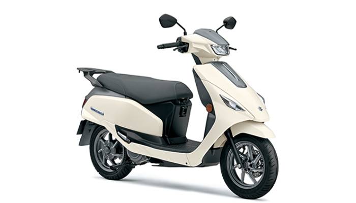 suzuki e-excess makes global debut