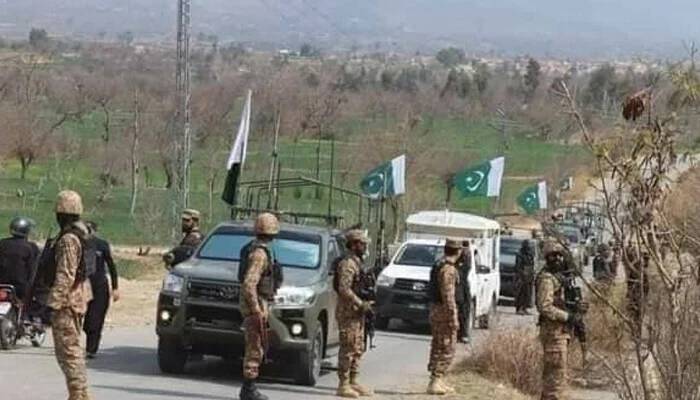 قلات میں آپریشن: 12 دہشتگرد ہلاک، 18 جوان شہید