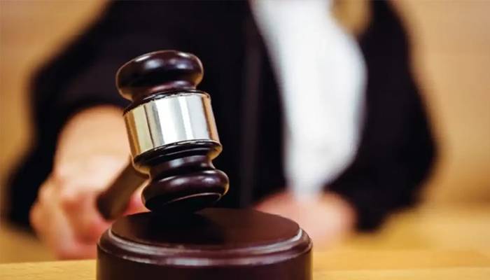 والدین کو آگ لگا کر قتل کرنے والے بیٹے کو دو مرتبہ عمر قید کی سزا