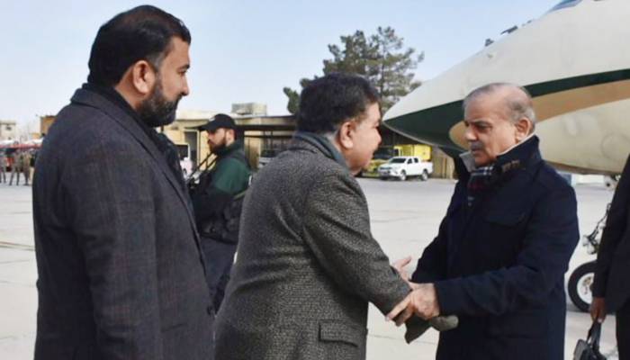 وزیراعظم شہباز شریف ایک روزہ دورے پر کوئٹہ پہنچ گئے
