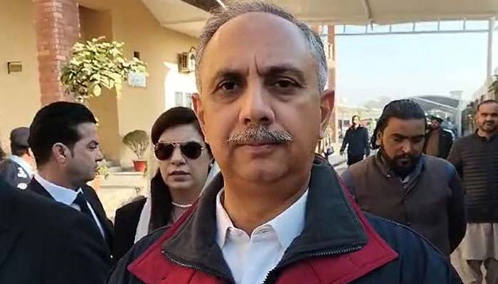 حکومت نے ملک کو کھوکھلاکردیا،ہوش کے ناخن لے،عمرایوب