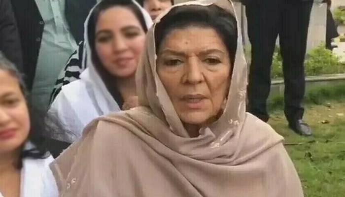  ہمیں اپنی فوج کو مضبوط دیکھنا ہے: علیمہ خان 