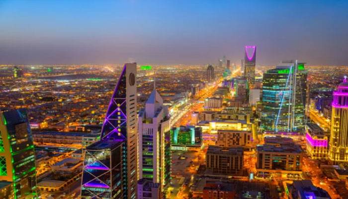 سعودی عرب نے پاکستان کیلئے نئی ویزا پالیسی کا اعلان کردیا