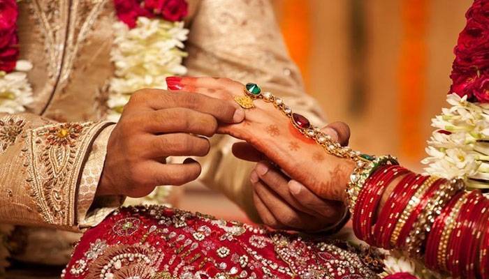 شریک حیات سے اپنے تعلق کو مضبوط ، خوشگوار بنانے کا راز  جانیں