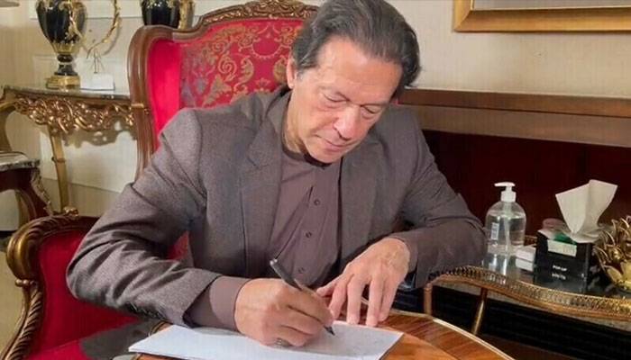 عمران خان نے آرمی چیف   کے نام تیسرا خط جاری کردیا