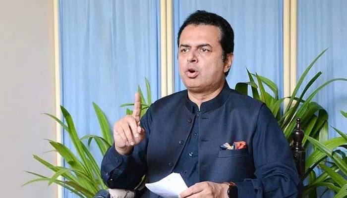  پی ٹی آئی وکلاءاپنے موکلوں کو کارکن نہیں بلکہ پیسہ کمانےکی مشین سمجھتے ہیں،طلال چودھری