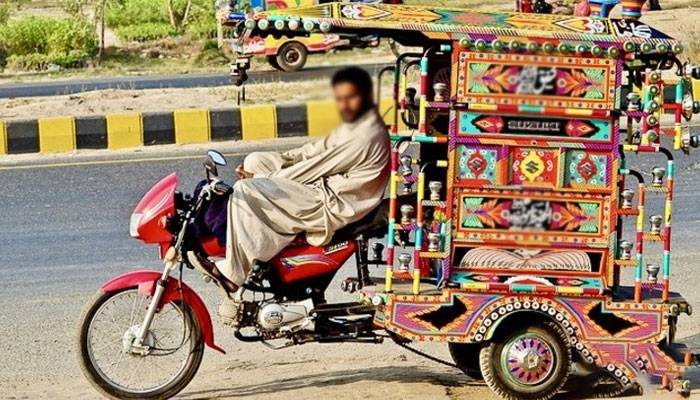 چنگ چی ، لوڈر رکشہ ڈرائیور بھی ہیلمٹ پہنیں گے، سی ٹی او کا بڑا حکم
