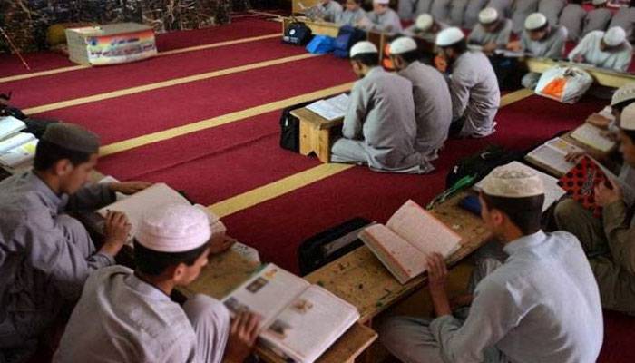 مدرسہ رجسٹریشن بل 2024 ،   جومدارس کو مرکزی دھانے میں لانے کی یقینی بناتا ہے