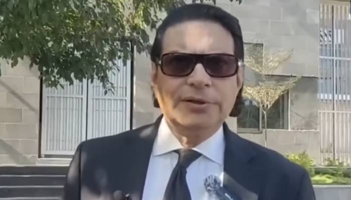 بانی پی ٹی آئی کے خط پہنچ گئے،پڑھ بھی لیے گئے: سلمان اکرم راجا نے بڑی خبردیدی
