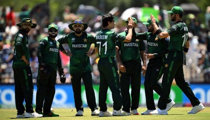 دورہ نیوزی لینڈ: قومی ٹیم کے اسکواڈ میں کون ہوگا اِن کون ہوگا آؤٹ؟ اہم خبر