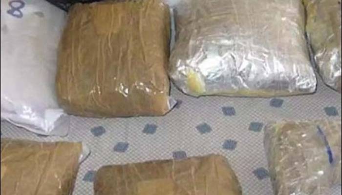 لاہور: منشیات ڈیلر میاں بیوی گرفتار، 8کلو سےزائدچرس برآمد