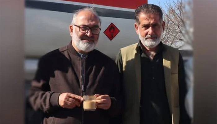 سابق سینیٹر مشتاق احمد کے بڑے بھائی صوابی میں گھر کے سامنے قتل