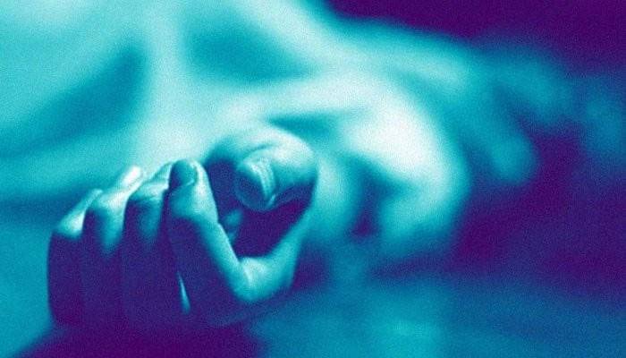 کراچی : رہائشی اپارٹمنٹس کی دیوار سے ملنے والا انسانی ہاتھ کس کا نکلا؟ اہم خبر