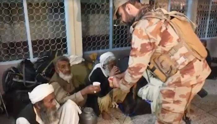 جعفر ایکسپریس کے بازیاب مسافروں کا پاک فوج اور ایف سی کو خراج تحسین
