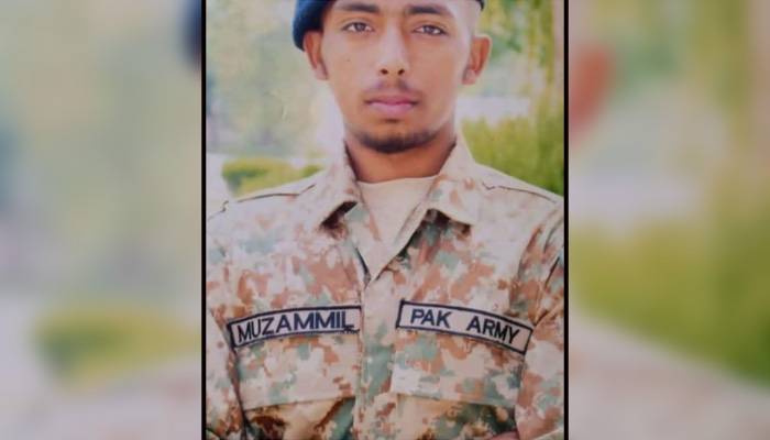 جعفرایکسپریس واقعہ:پاک فوج کے شہیدجوان کاجسد خاکی آبائی علاقے پہنچ گیا