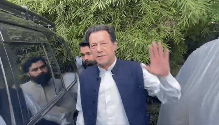 حکومت کی عمران خان کو اسلام آباد ہائیکورٹ میں پیش کرنے سے معذرت 