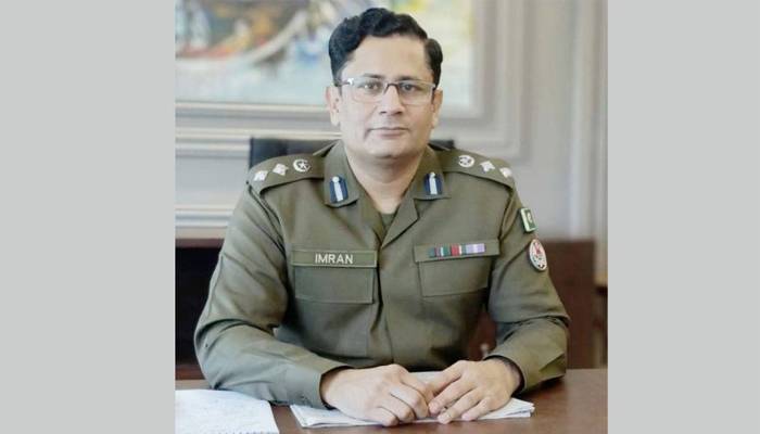 مستعفی ہونیوالےعمران کشور کوحکومت کی جانب سےمنانے کی کوشش