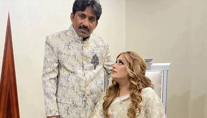 شوہر کانصیبو لال پر تشدد، گلوکارہ کےبھائی نے خاموشی توڑ دی