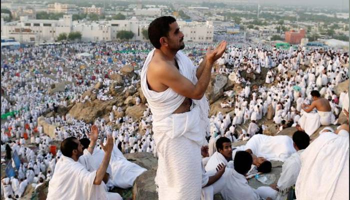  حج وعمرہ پر جانے کے خواہشمند افراد کیلئے خوشخبری
