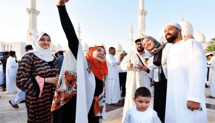 عید کی خوشیاں دوبالا:صدر نےعیدالفطر کی چھٹیاں ایک ہفتے تک بڑھا دیں