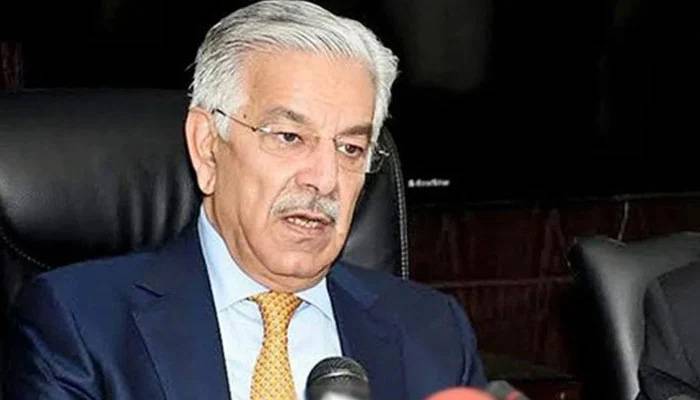 جعفرایکسپریس سانحہ: استعفےسےمعاملہ حل ہوتا ہے توحاضر ہوں،خواجہ آصف