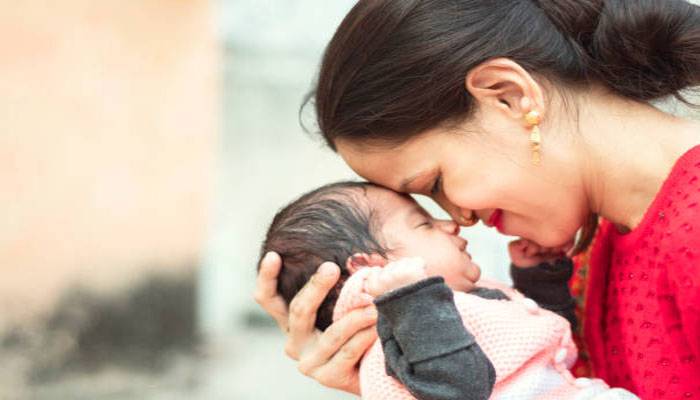 پنجاب حکومت کاحاملہ خواتین، نومولود بچوں کی ماؤں کو 23 ہزار روپے دینے کا اعلان 