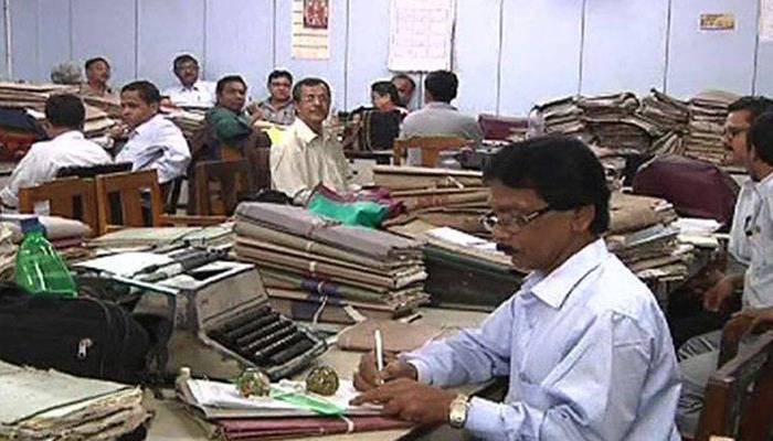 بھارت:سرکاری ملازمین کیلئے چھوٹی عید سے قبل بڑا سرپرائز