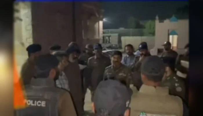 تونسہ:پولیس چیک پوسٹ پر رات گئےدہشتگردوں کا حملہ،جوابی کارروائی میں 1دہشتگرد ہلاک