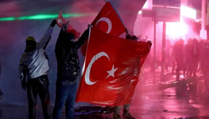 ترکیہ: میئر اکرم امام اوغلو   کی گرفتاری  پر احتجاج جاری، 1133 مظاہرین گرفتار