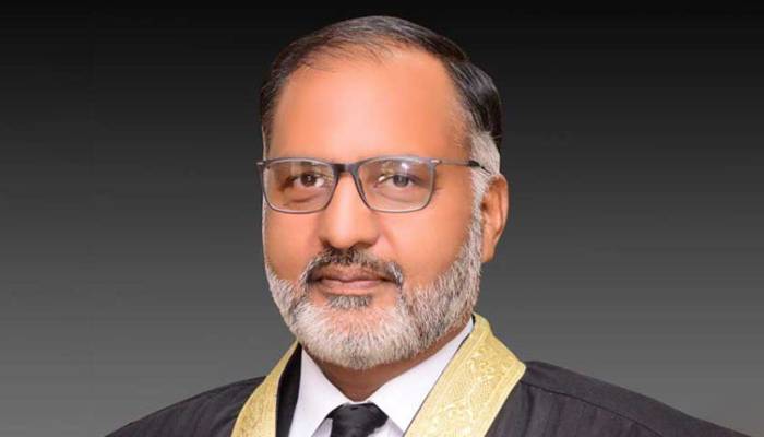 جسٹس ریٹائرڈ شوکت عزیز صدیقی کااعلیٰ سرکاری عہدہ چھوڑنےکافیصلہ
