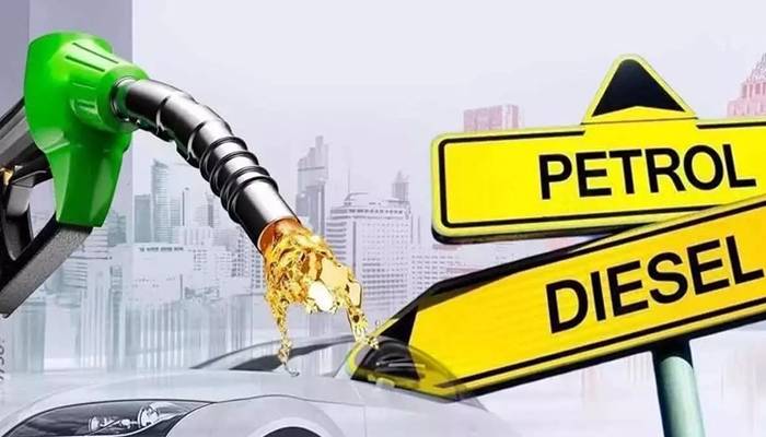 ملک میں پیٹرول ، ڈیزل کی اسمگلنگ سےفروخت میں کمی آگئی