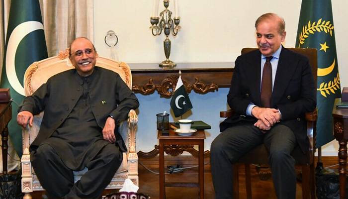چیف الیکشن کمشنرسمیت دیگر ممبران کی تعیناتی میں تاخیرپرصدر اوروزیراعظم کو نوٹس جاری