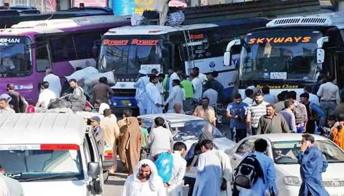 عید کےموقع پر زائد کرایہ وصول کرنے پر2 ڈرائیورز سمیت 10 افراد گرفتار