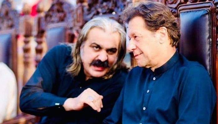 عمران خان نے علی امین ، بیرسٹر سیف کو اسٹیبلشمنٹ سے مذاکرات کا ٹاسک دیدیا