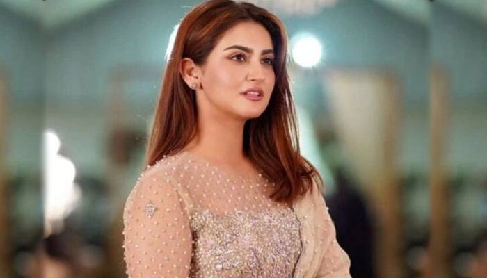 شوہر کی کس بات پر حبا بخاری لائیو شو میں آبدیدہ ہوگئیں 